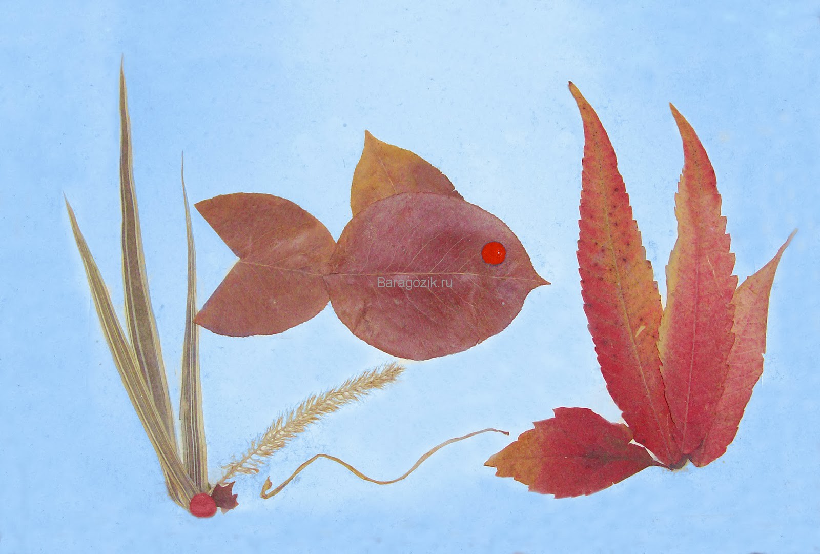 поделка рыбка из листьев